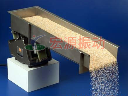 座式電磁振動(dòng)給料機(jī)