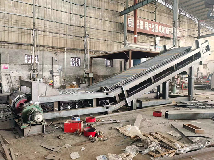 重型板鏈輸送機