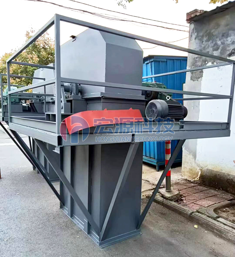 NE30板鏈斗式提升機頭部箱體